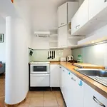 Plac Wilsona 2-bedroom By Bookinghost * Варшава
