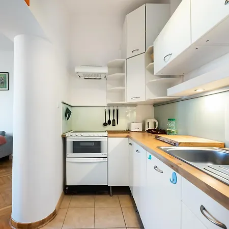 Plac Wilsona 2-bedroom * Warsaw