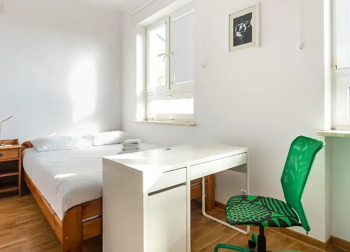 Plac Wilsona 2-bedroom By Bookinghost Διαμέρισμα *