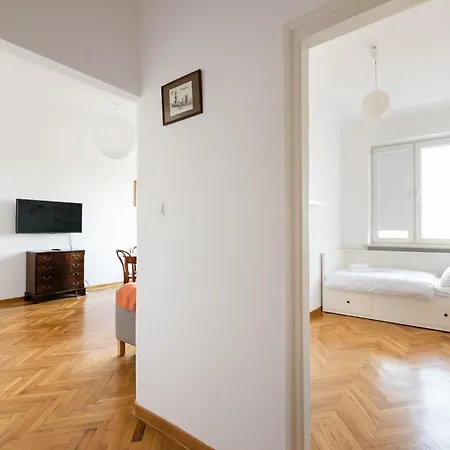 Plac Wilsona 2-bedroom By Bookinghost شقة *